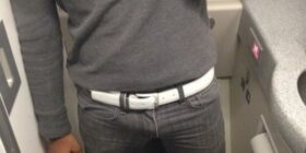 chacal tirando mucha leche