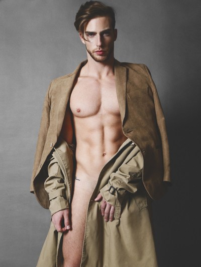 daniel sisniega by david suárez