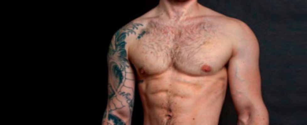 el actor matthew camp se vuelve a desnudar