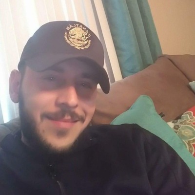 hetero engañado joven con un pedazote entre las