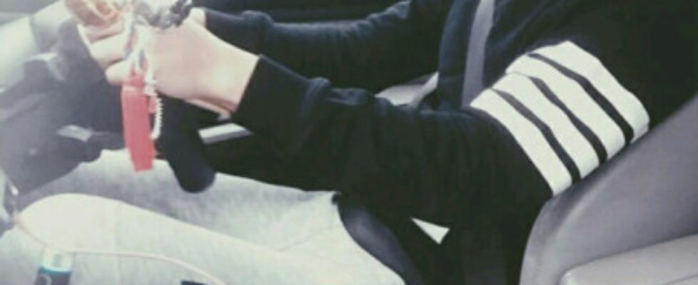 hk 852 wayne straight cock