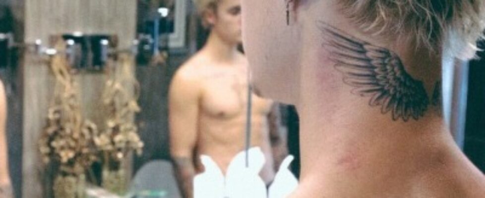 justin bieber naked again