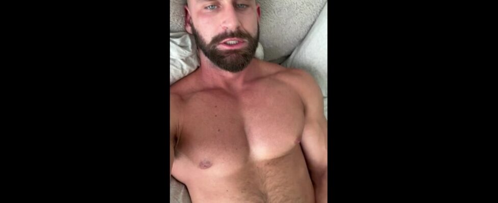 Quick solo jerk off steve (beachbro69)