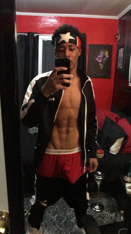 reblog if you love lightskin niggas