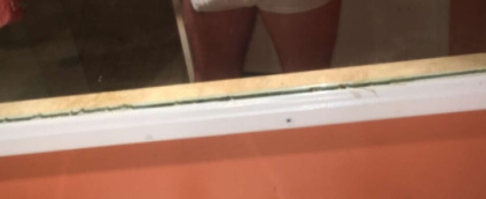 sexy easy bait but didnt show me dick but came in