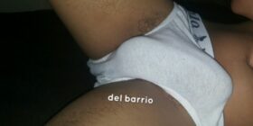 bulto en trusa blanca
