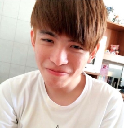 有點台台的異男屌還不錯 想追蹤新文章右上角追蹤點下去