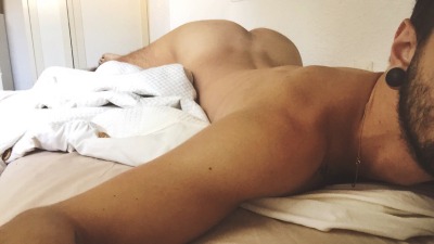 foxxxblood this isnt slutty this is art