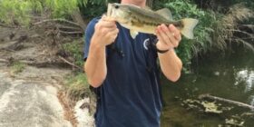 some straight guys cant help but be naughty