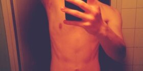 20 yo dutch slutty twink showing off his body and