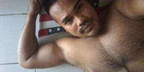 sedap nya tengok mamat berbulu ni kalau ada dpn