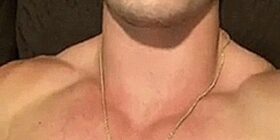 who has or can get the nudes of this fitness guy