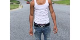 add my snap ayojustiinn2 reblog when i hit 1k