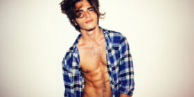 model jhonnes and his fat cock more boys