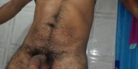 indian who works in thailand he is staying with