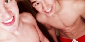 nakedguyselfiesau all australian boys produce